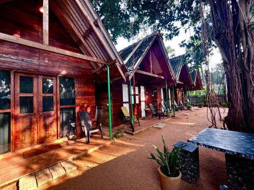 Trincomalee Hotel | Cool Banyan Cabana