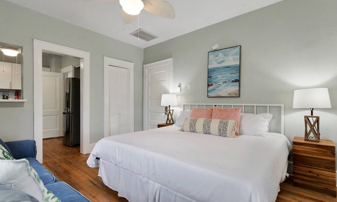 Tybee Island Apartment | Cool Ocean View with Balcony! King Bed, Free Parking & Free Wifi!