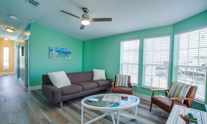 Nettles Island Cottage | Coral Cabana, 166 Nettles - Dockside Beauty!