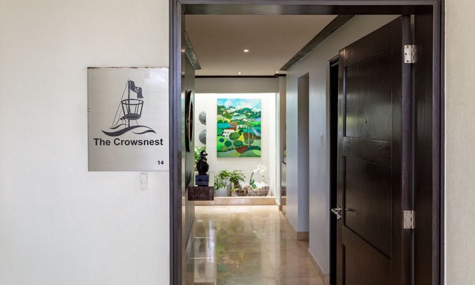 Old Trees Bay Condo | Coral Cove 14 Penthouse - Condo Crowsnest | Beach Front - Located in Stunning Saint James with House Cleaning Included