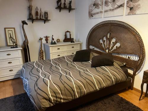 Chatenay-Malabry House | Corbel