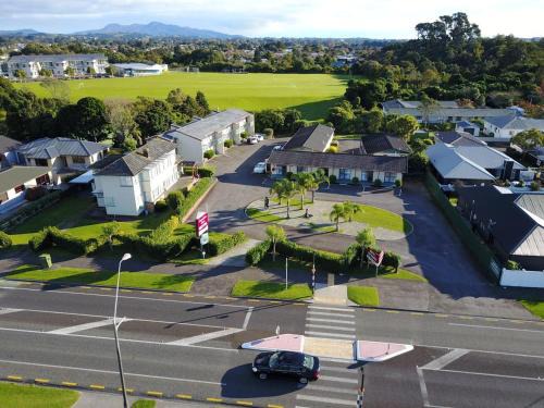 New Plymouth Hotel | Coronation Court Motel