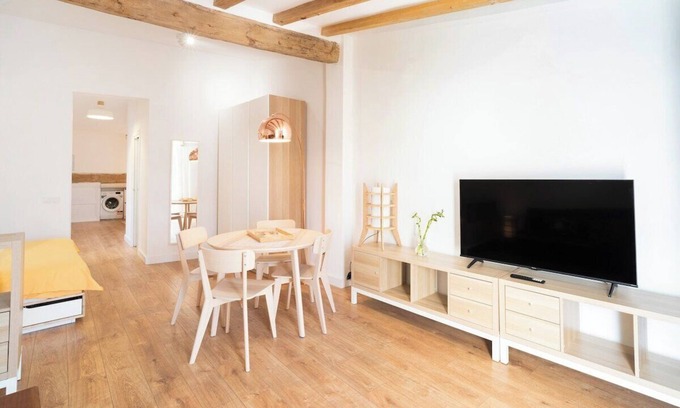 Old Town Apartment | Cos del Bou by Unik Vacation