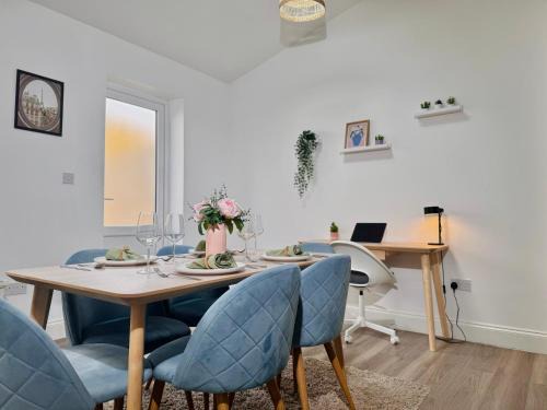Tokyngton Apartment | Cosy 1-Bed Flat 30min to Central London & Parking