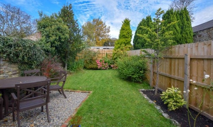 Frosterley Cottage | Cosy 1800s Mole Cottage