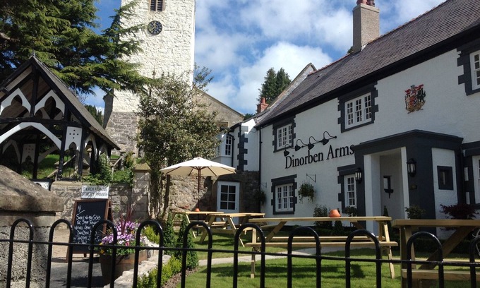 Bodfari Cottage | Cosy 2 bedroom cottage in picturesque village of Bodfari near great Gastropub
