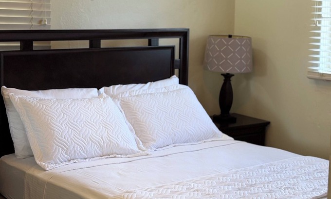 Port Antonio Cottage | Cosy and quiet retreat, overlooking the blue lagoon. Enjoy the clean crisp air.