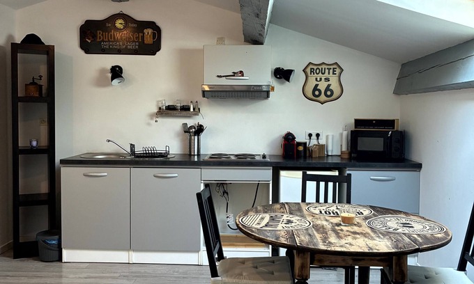 Saint-Zacharie Apartment | Cosy and relaxing atmosphere in St Zacharie, in the heart of the village.
