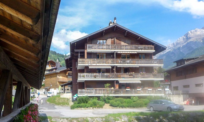 Ormont-Dessus Apartment | Cosy apartment for 4 guests with WIFI, TV, balcony and panoramic view