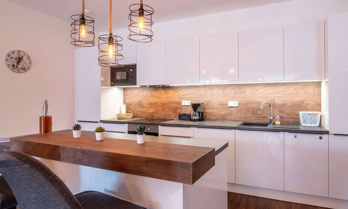 Lojzova Paseka Apartment | Cosy apartment for 5 guests with WIFI, TV, terrace, pets allowed and parking