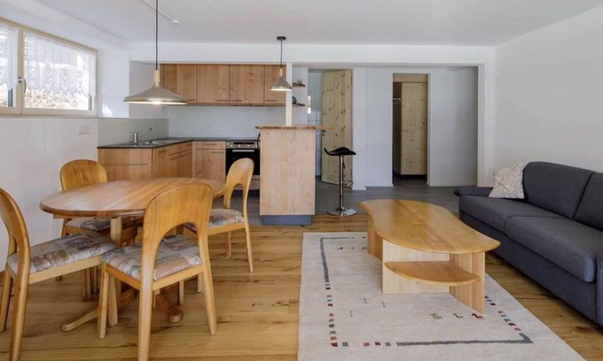 Grisons Apartment | Cosy apartment for 2 people with TV