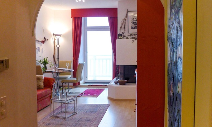 Champex-Lac Apartment | Cosy apartment for 3 people with WIFI, TV and balcony