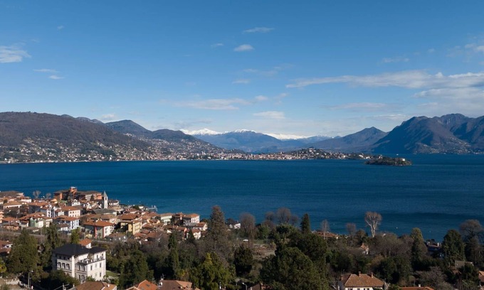 Baveno Apartment | Cosy apartment for 4 guests with WIFI, TV, patio and pets allowed
