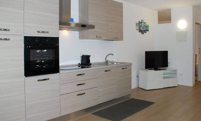 Bigogno Apartment | Cosy apartment for 4 people with pool, WIFI, A/C, TV and panoramic view