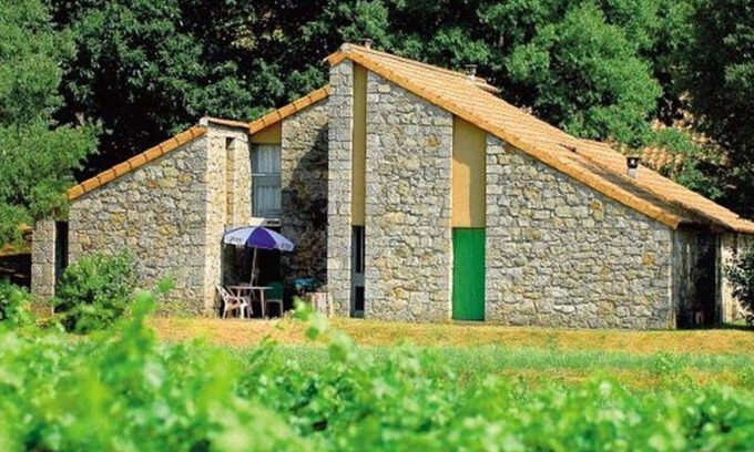 Chambonas Apartment | Cosy apartment for 6 guests with pool, WIFI, TV, terrace and pets allowed