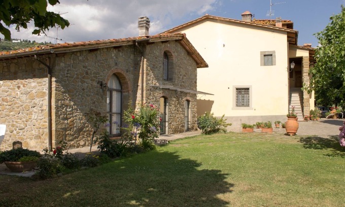 Pian di Sco Apartment | Cosy apartment for 6 people with pool, WIFI and TV