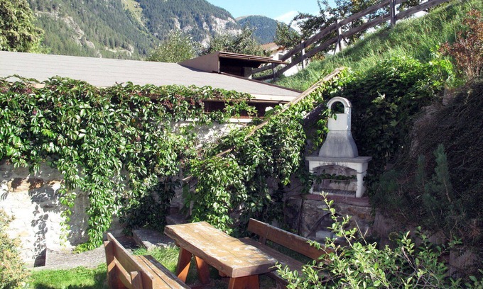 Pfunds Apartment | Cosy apartment for 8 people with WIFI, TV, balcony and pets allowed