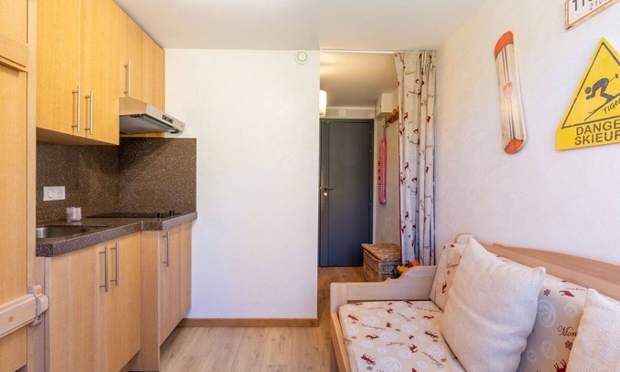 Tignes Apartment | Cosy apartment for 2 people with WIFI and TV