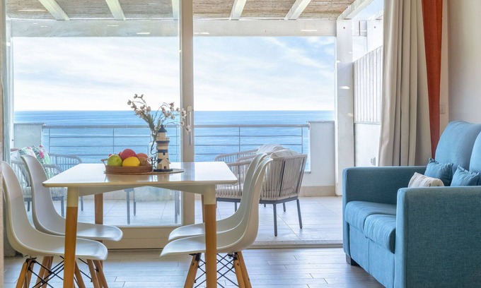 La Ciaccia Apartment | Cosy apartment for 4 people with A/C, TV, patio and pets allowed