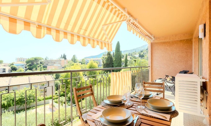 Vence Apartment | Cosy apartment in Vence with swimming pool & parking