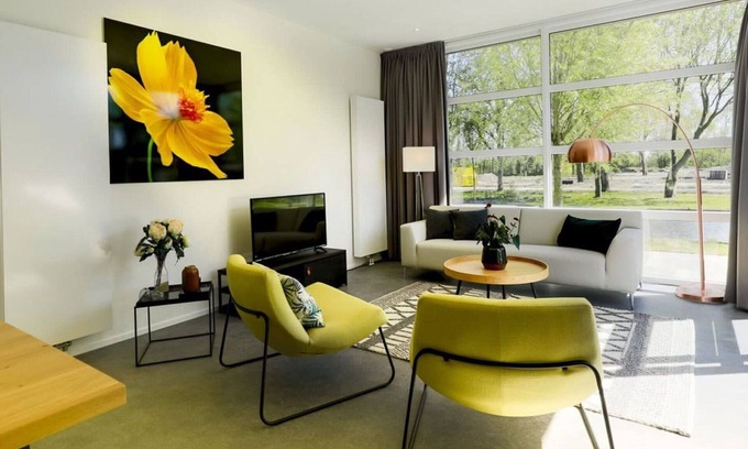 Enkhuizen House | Cosy apartment in villa for 4 guests with WIFI, TV and terrace