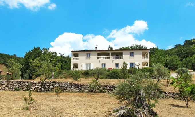 Bauduen Villa | Cosy apartment in villa with WIFI, TV, terrace, pets allowed, panoramic view and parking