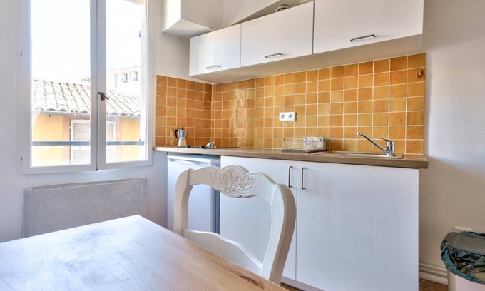 2nd Arrondissement Apartment | Cosy Appartement au Coeur du Quartier le Panier