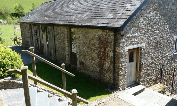 Combe Martin Cottage | Cosy Barn Conversion| Close to the Coast & Exmoor| North Devon