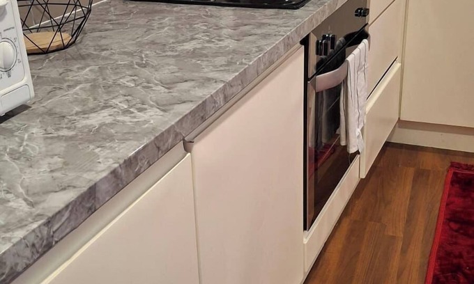 Lower Edmonton House | Cosy Entire House Open Kitchen 2 Bedroom for 5