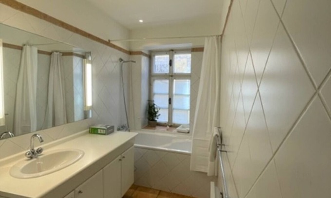 Mala Strana Apartment | Cosy Historic Apartment for 4 in Old Town Medieval Building VL5