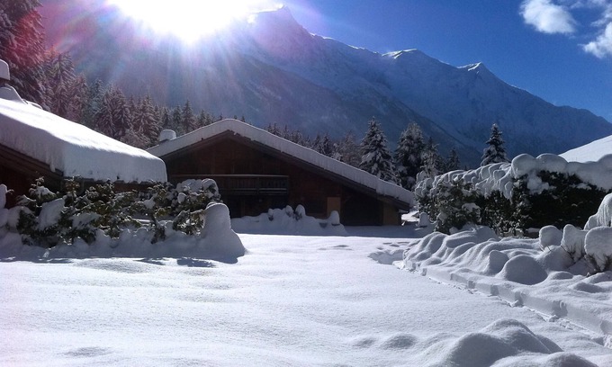Les Tines Ski Chalet | Cosy Mountain Chalet with Mont-Blanc view, in proximity to ski stations