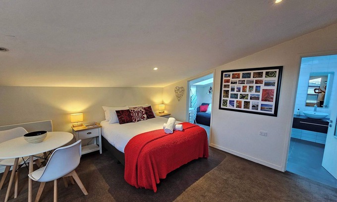 Queenstown Apartment | Cosy Queenstown Studio for 2