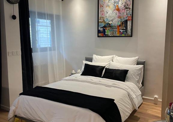 16th Arrondissement Apartment | Cosy Studio paris 16 Victor Hugo