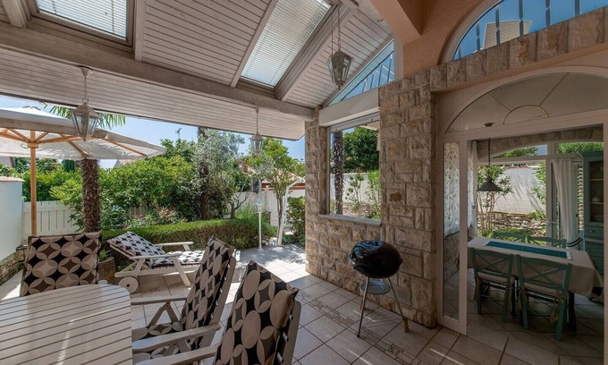 Karigador House | COSY SUMMER HOUSE KARIGADOR