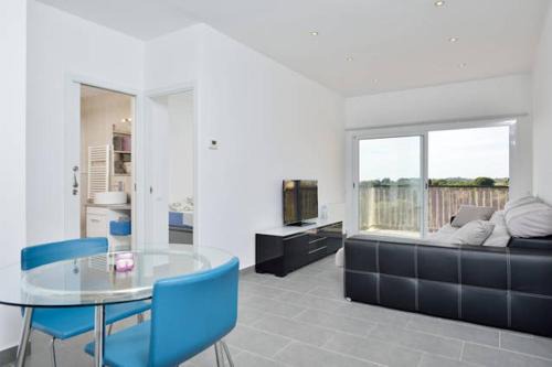 Vilanova I la Geltru Apartment | COSY WELL SITUED APARTMENT WITH SEA VIEW