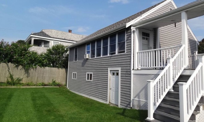 Hyannis Cottage | Cottage | 3 Min Walk to the Beach
