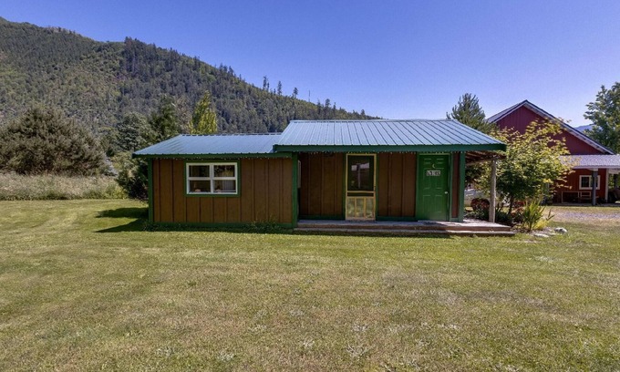 Maple Falls House | Cottage "71MF" with grill