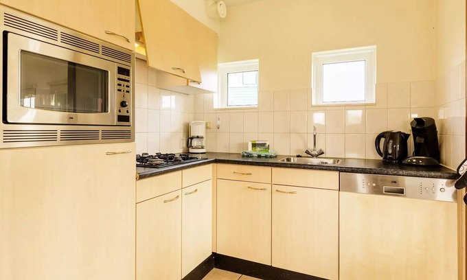 Municipality of Emmen House | Cottage Comfort Duplex 8 People 2 Bathrooms