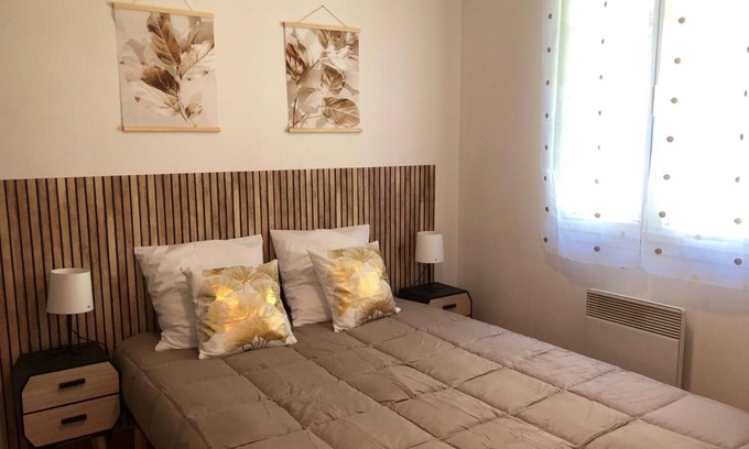 Saint-Christol-Les-Ales House | Cottage 'Gite Le Cyprès' with Wi-Fi and Air Conditioning