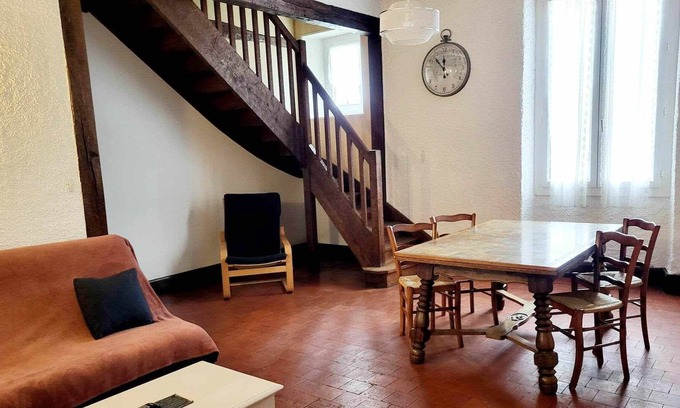 Saint-Laurent-Nouan Cottage | Cottage "Gîte La Grande Maison" with Private Terraces & Wi-Fi