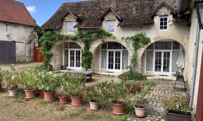 Fremainville Cottage | Cottage in an old farmhouse