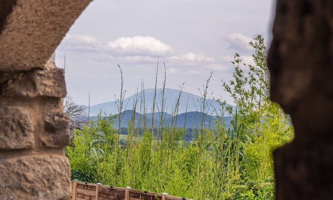 Cairanne Villa | Cottage in the vineyard with view of Mont Ventoux