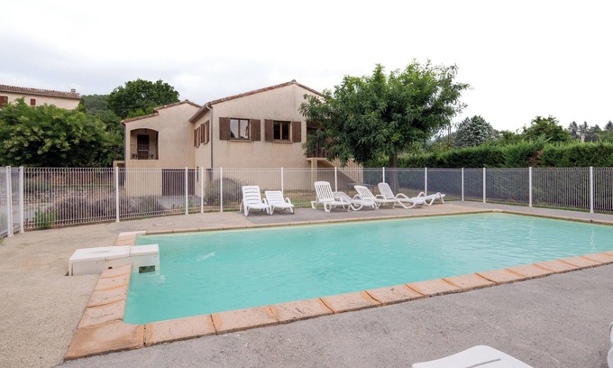 Chambonas House | Cottage 'Les Sources Gîte Sauvignon' with Shared Pool, Private Garden and Air Conditioning