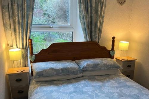 Thornthwaite House | Cottage - Sleeps 4 - Pets Ok - Garden - Parking
