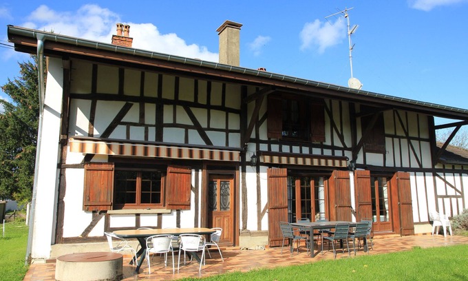 Louze Cottage | Cottage Three Furrows louze (haute marne) near Lac du Der