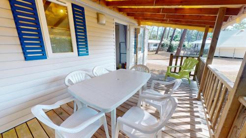 Saint-Jean-de-Monts House | Cottage Vendeen avec pisicines