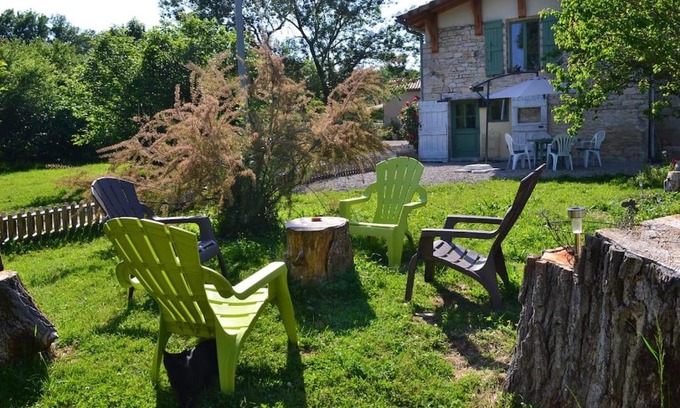 Cayriech House | Couanac gîte familial à la campagne avec piscine