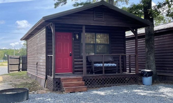 Hochatown Cabin | Cougar Run 5 in Hochatown/Broken Bow, OK