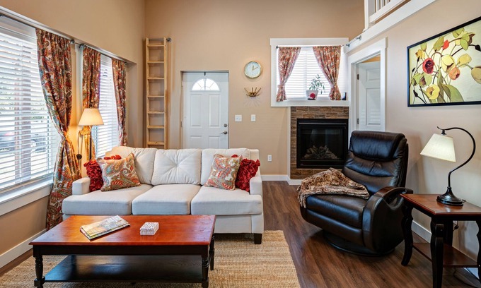 Eden Apartment | Country apartment that sleeps 4. Nestled in the Ogden Valley near the Lake.