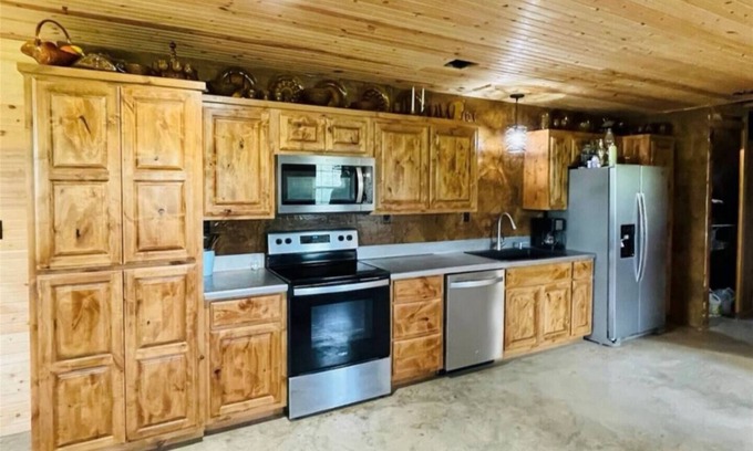 Eucha Other | Country Getaway Near Grand Lake with Horse Stalls